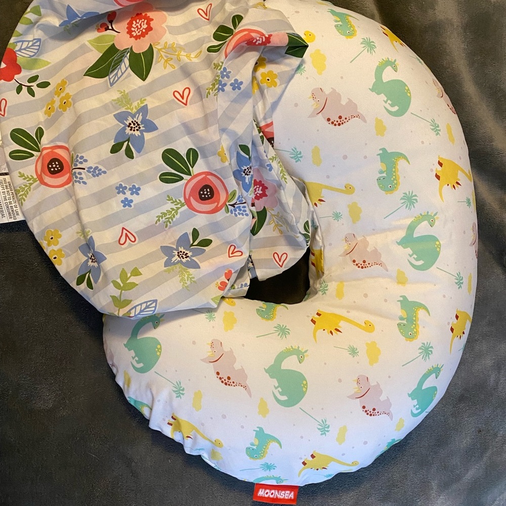 Boppy pillow with extra cover